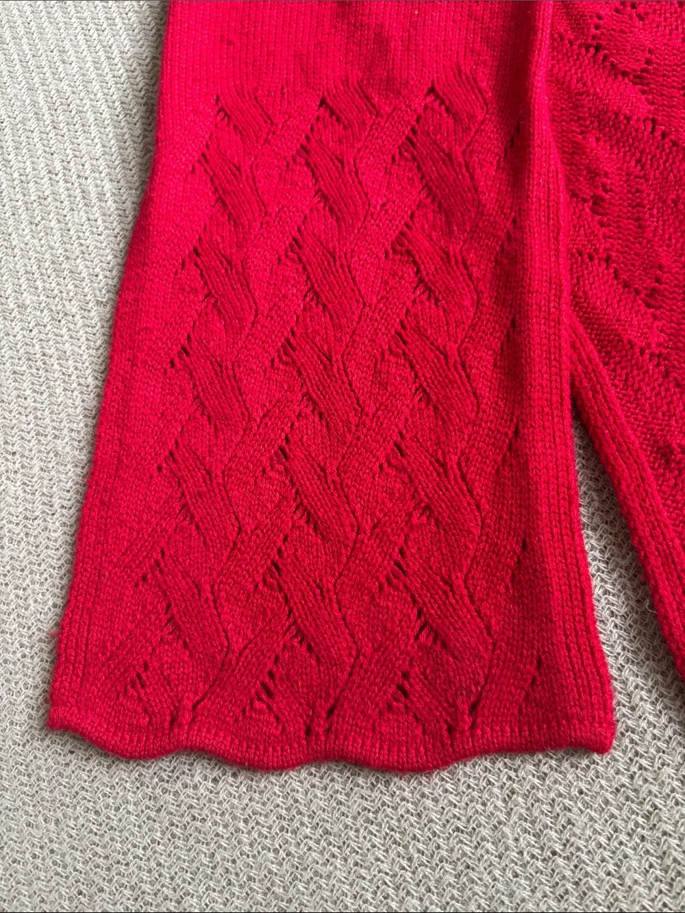 Preston & York Red Knit Cashmere Scarf with Scalloped Edges